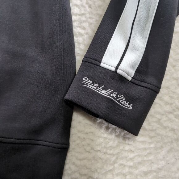 Mitchell & Ness Atlanta Reign Men XL MVP Track Jacket Embroidered Black Red Logo - Picture 3 of 9